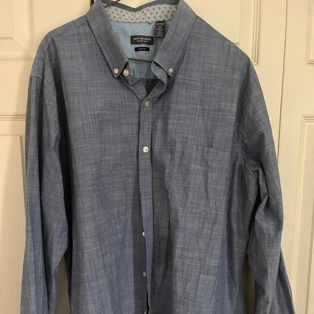 Van Heusen Never Tuck button down shirt
